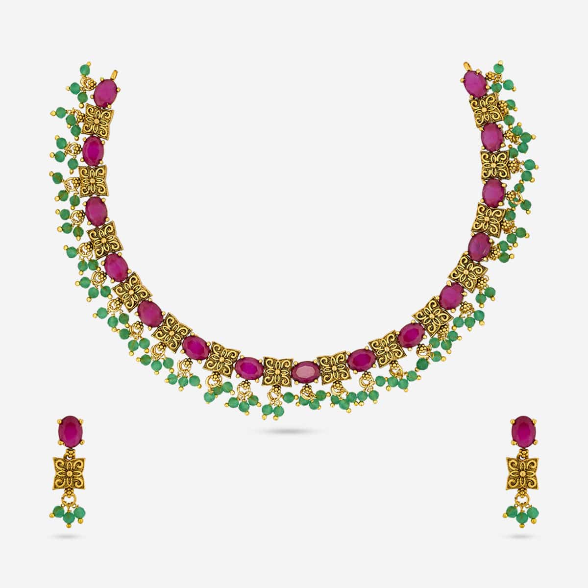 NEW IN - ANTIQUE NECKLACES
